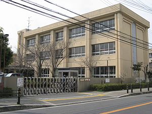 熊取町立中央小学校