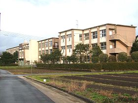 倉吉市立社小学校