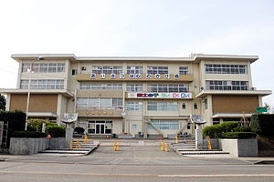 鯖江市中央中学校