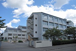 神戸市立井吹台中学校