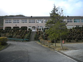 安芸高田市立八千代中学校