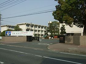 佐賀県立香楠中学校