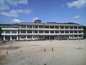 伊勢市立上野小学校