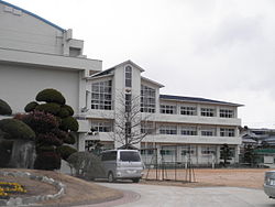 神戸市立淡河中学校