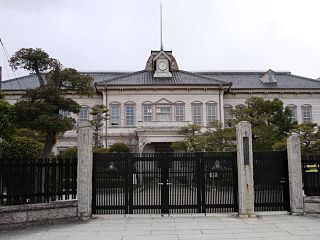 岡山県立津山中学校