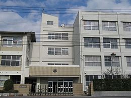 松前町立岡田中学校