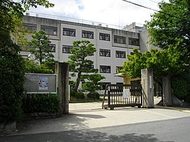 京都府立桃山高等学校